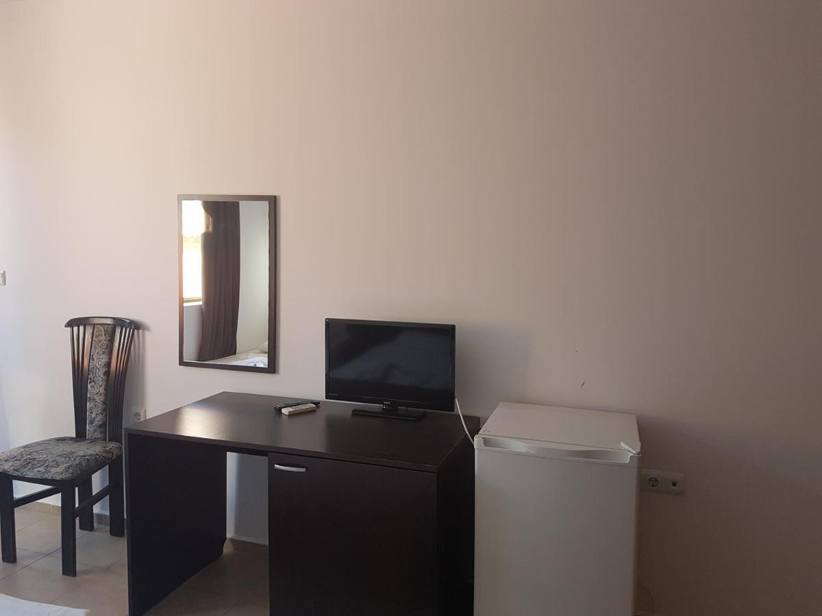 Salt Lake Aparthotel Pomorie Kültér fotó